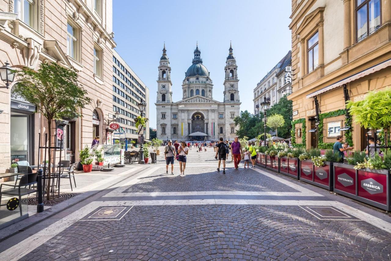 Basilika View Imperial Suite -Sas Street -Need Reservation For Free Parking Boedapest Buitenkant foto